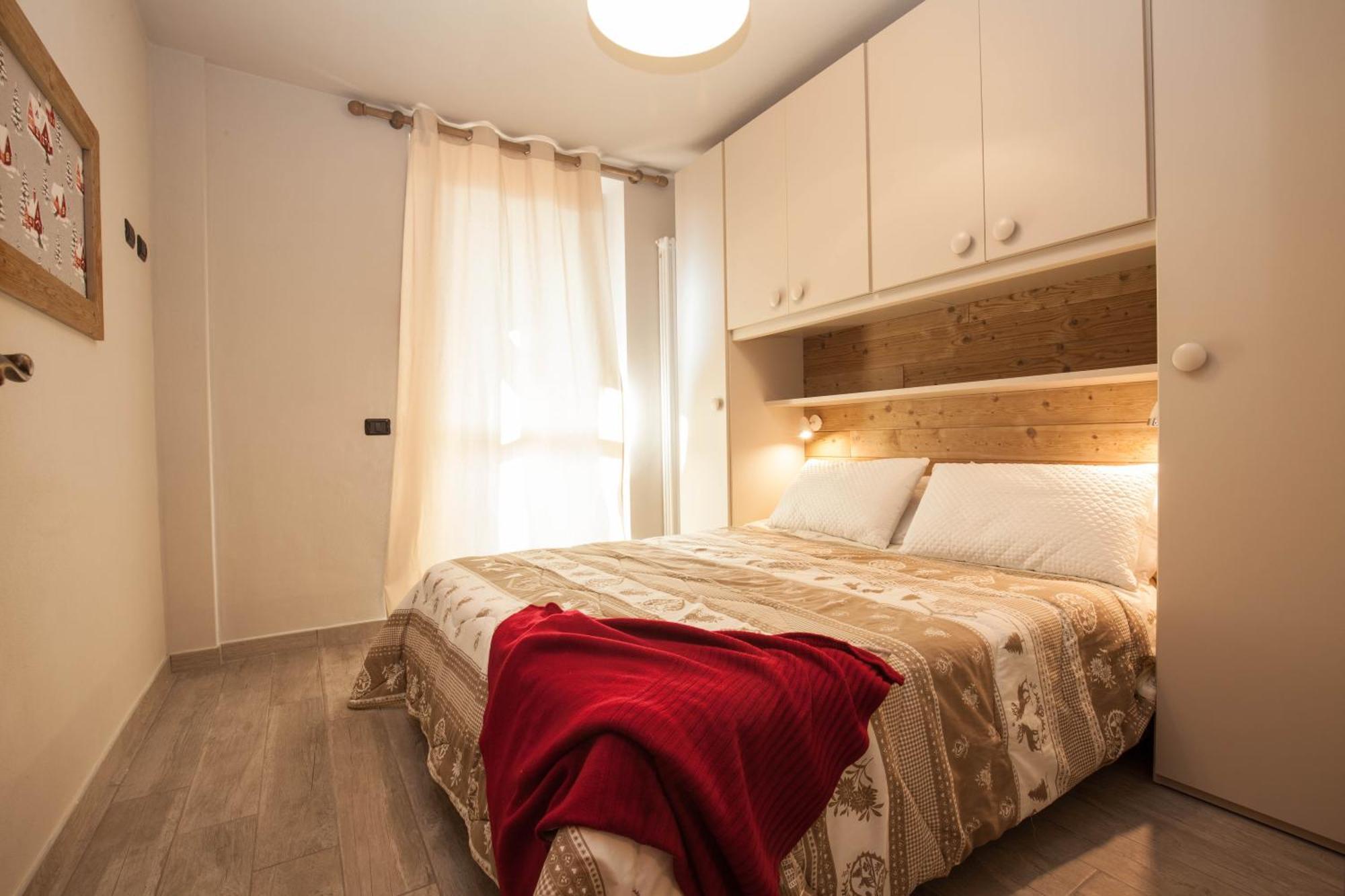 Stalle Lunghe Deluxe Apartments ปราโตเนโวโซ ภายนอก รูปภาพ